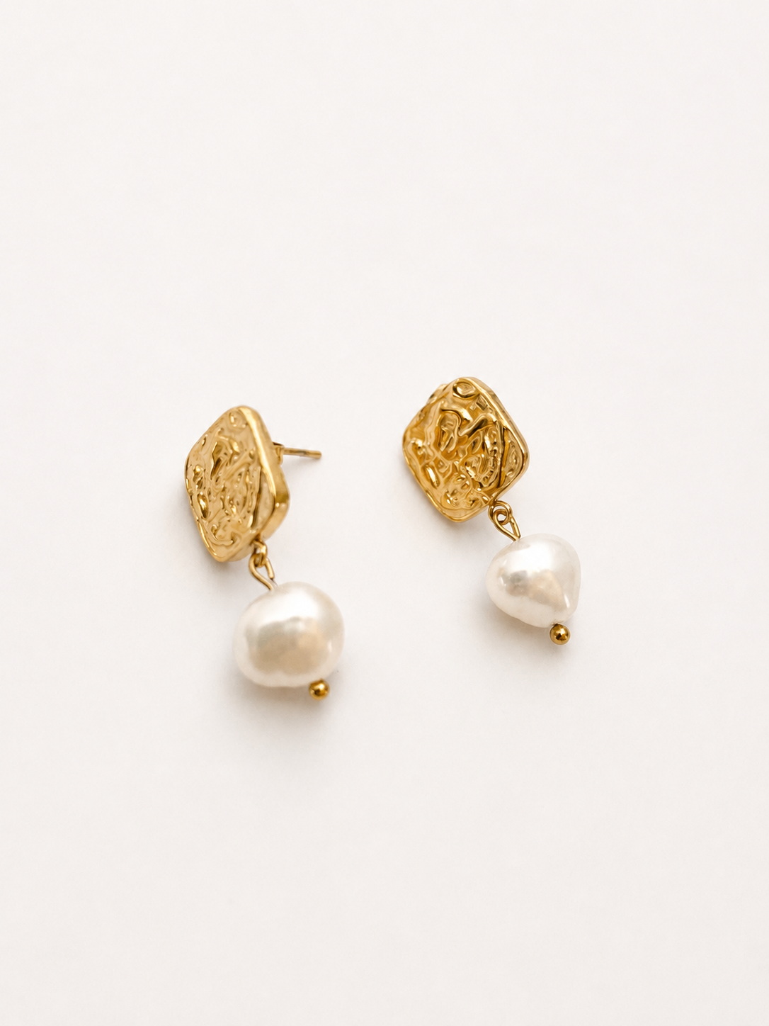 Textured Square Baroque Round Pearl Stud Earrings