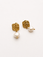 Textured Square Baroque Round Pearl Stud Earrings