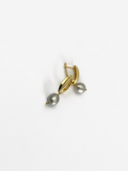 Pandan Leaf Keshi Round Grey Pearl Earrings