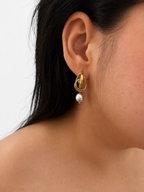 Droplet Baroque Round Grey Pearl Earrings