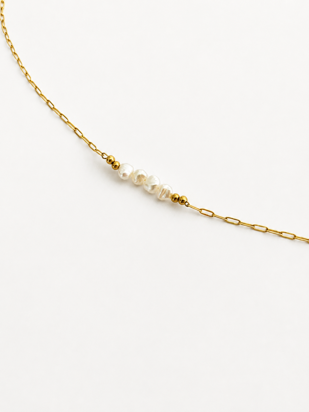 Keshi White Pearl Necklace