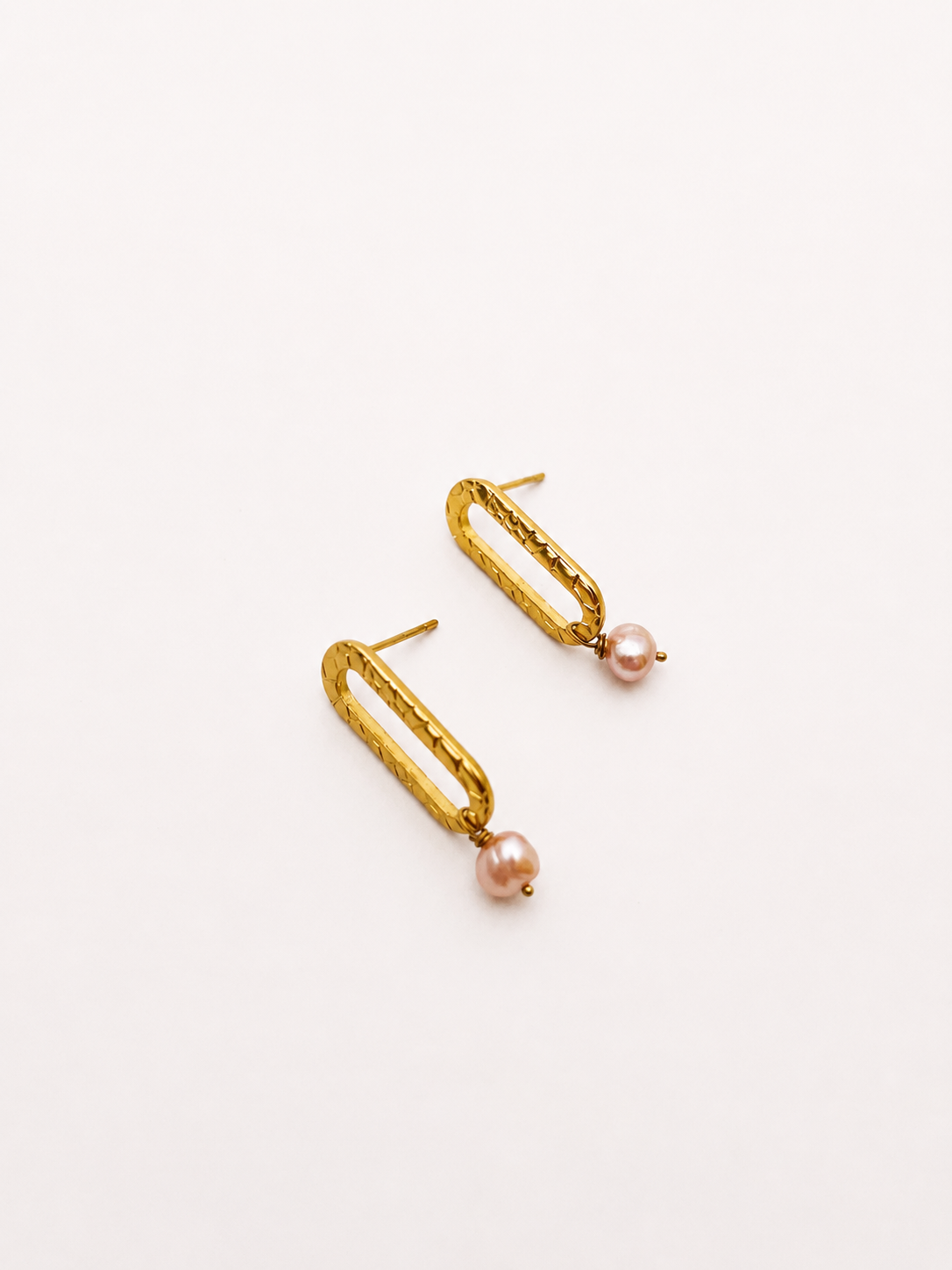 Minimal Pink Pearl Stud Earrings