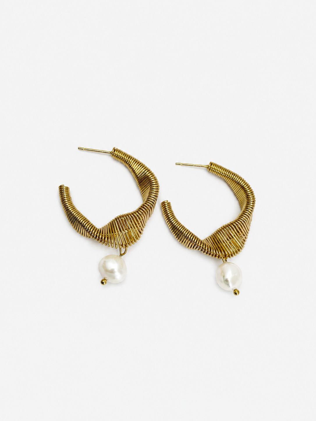 Coiled Demi Hoop Keshi Pearl Earrings