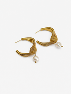 Coiled Demi Hoop Keshi Pearl Earrings