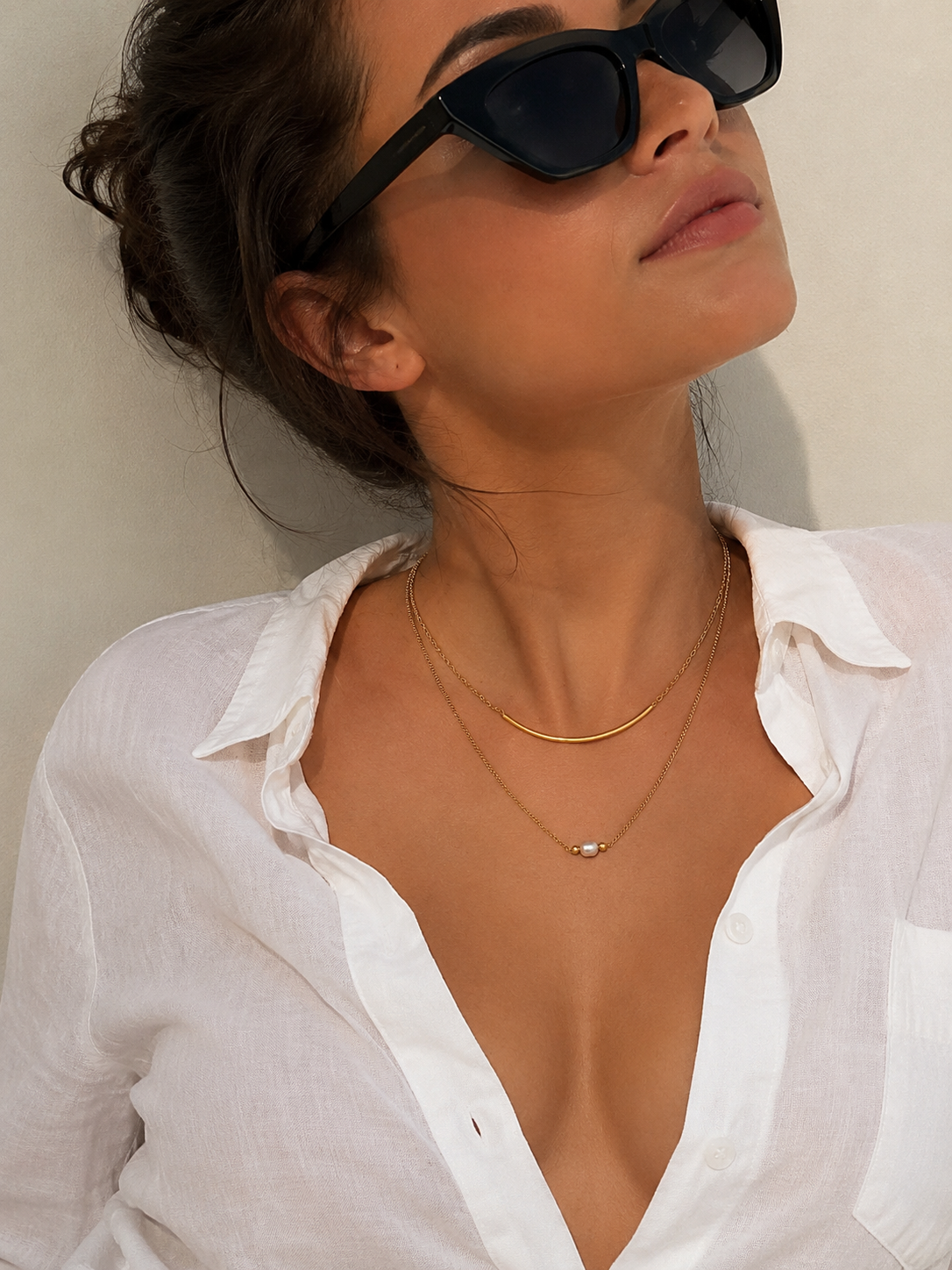 Arc Layer Grey Pearl Necklace