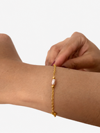 Hearts Pink Pearl Bracelet