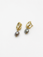 Pebble Keshi Round Grey Pearl Earrings