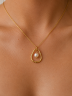 Molten Pearl Pendant Necklace