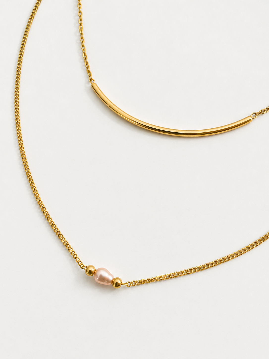 Arc Layer Pink Pearl Necklace