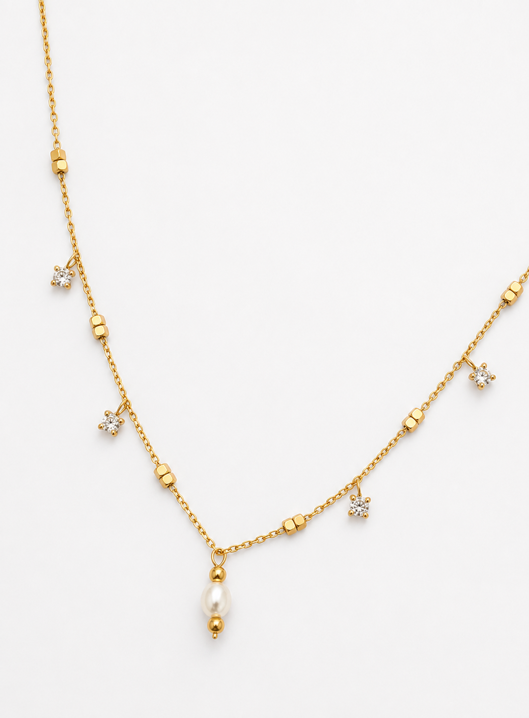 Sparkling White Pearl Necklace
