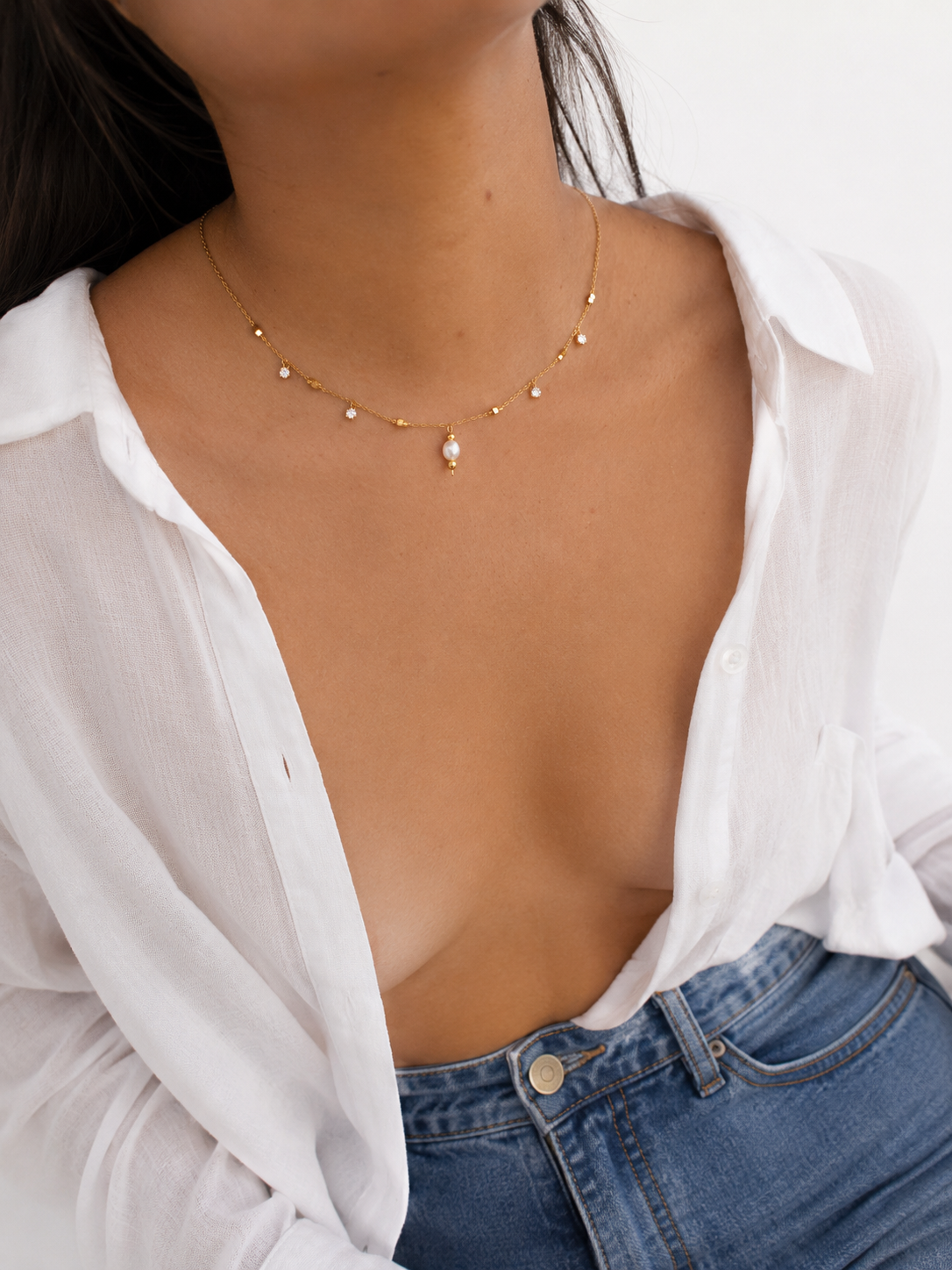 Sparkling White Pearl Necklace